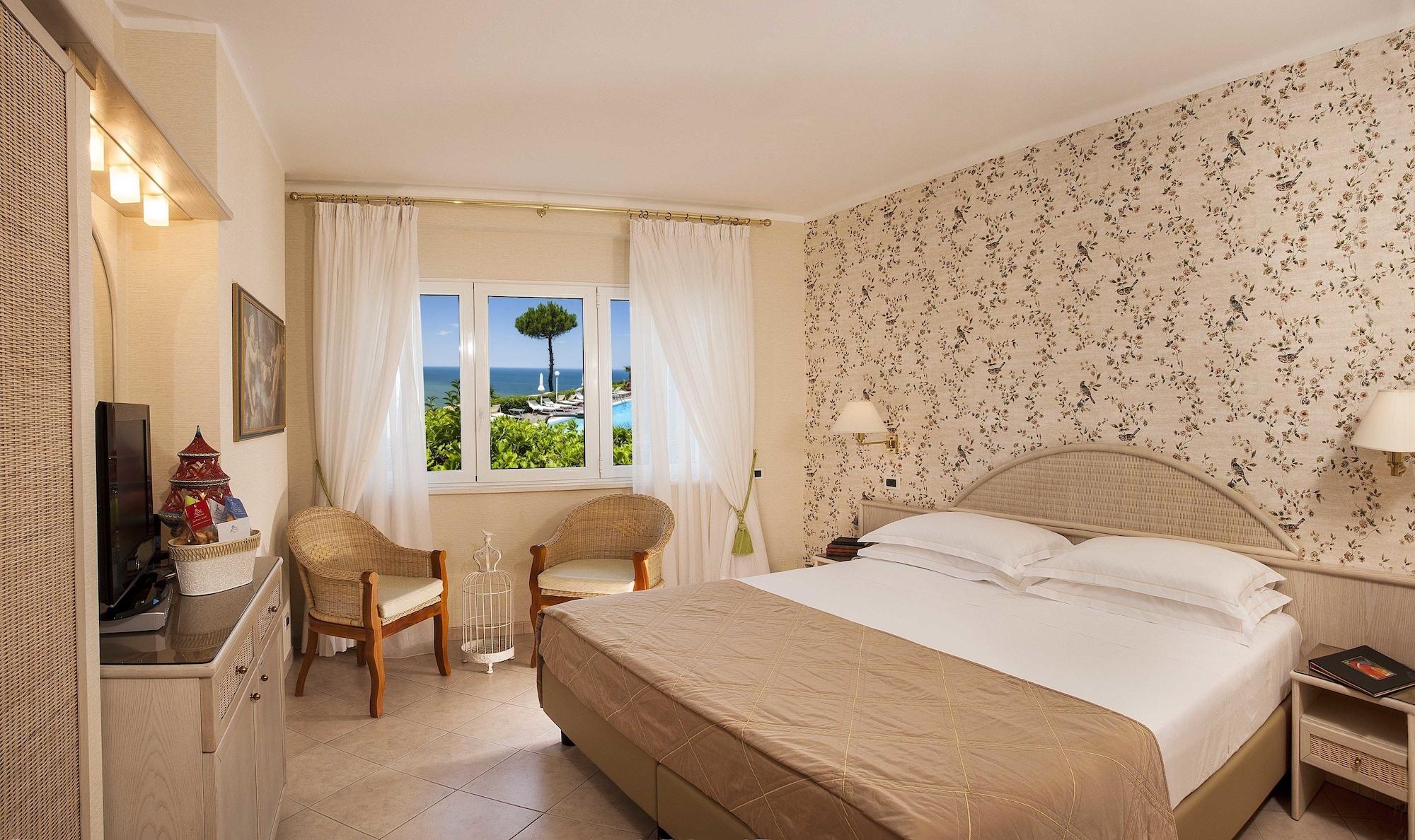 Hotel Posillipo Gabicce Mare Buitenkant foto