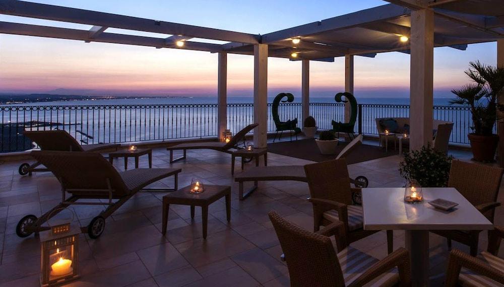 Hotel Posillipo Gabicce Mare Buitenkant foto
